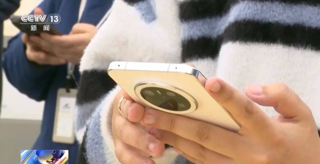 网红张雪峰、户晨风账号被处置详情披露 网红张雪峰、户晨风账号被处置详情披露