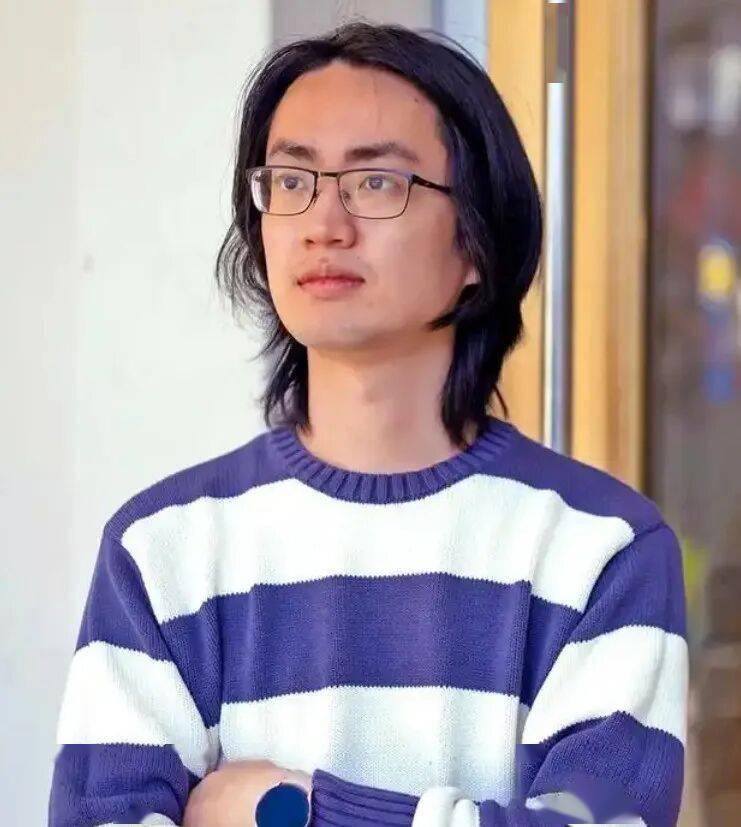 陈立杰敏锐地捕捉到了一个可能双向的联系:既然"鸽巢原理"能用来证明"