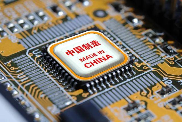 特朗普还未登机访华,白宫连夜致电中国,美要打造"深圳2.0"版