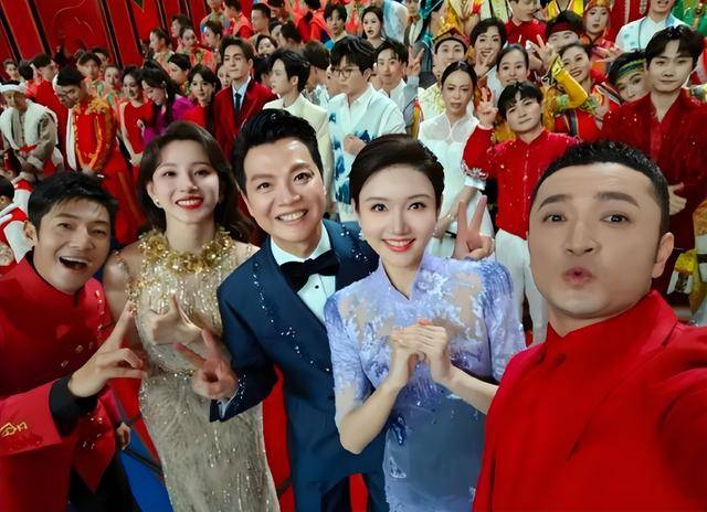 2026年央视春晚官宣,看完拟邀名单,网友:赵本山的担心恐要成真