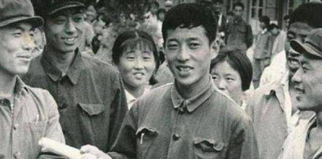 52年前,那个轰动一时的“白卷英雄”张铁生,如今过得怎样了?_董礼平_时代_考试通知