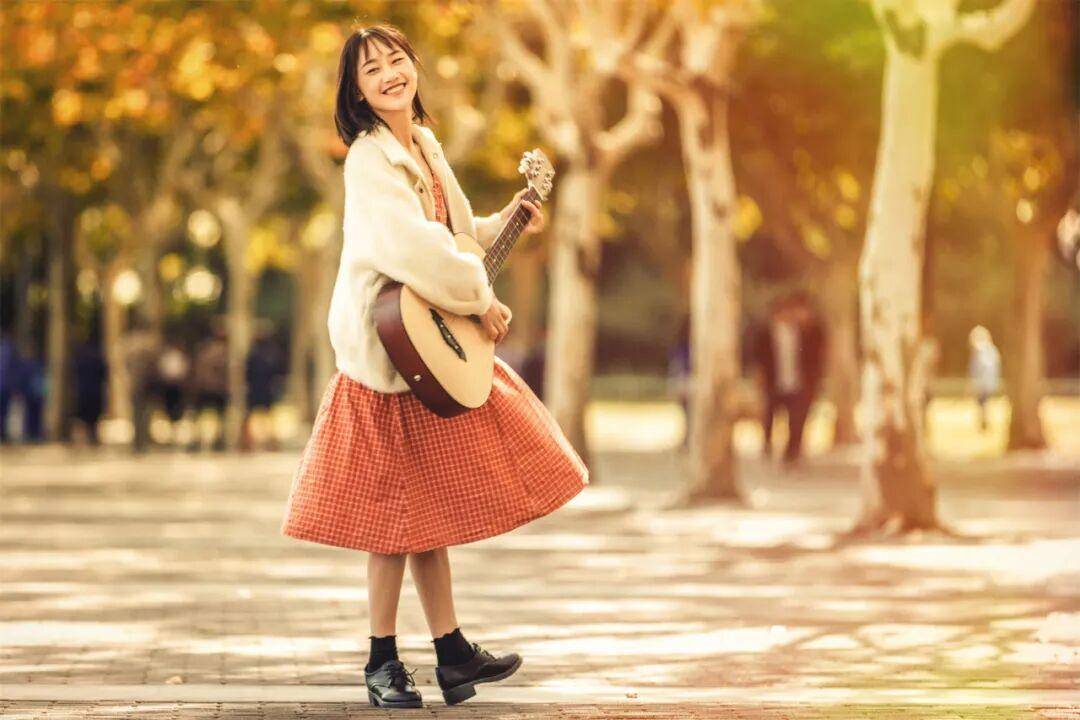 东台市富腾高级中学学生学籍缺失：家长质疑6万