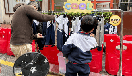 有人晒出一张照片，家长集体崩溃：买了丢，丢了买，尴尬了