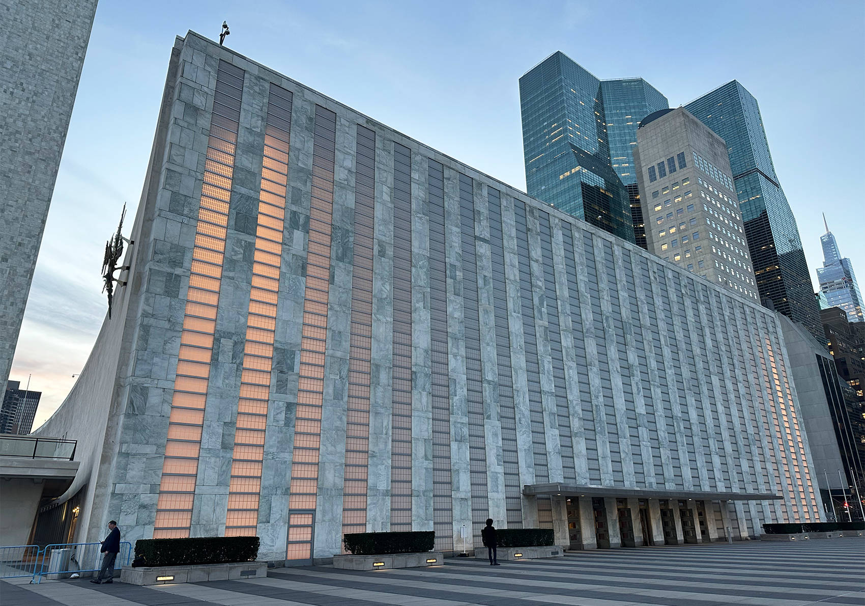 约旦、阿联酋、印度尼西亚、巴基斯坦、土耳其、沙特、卡塔尔和埃及八国外长发表联合声明！强烈谴责以色列