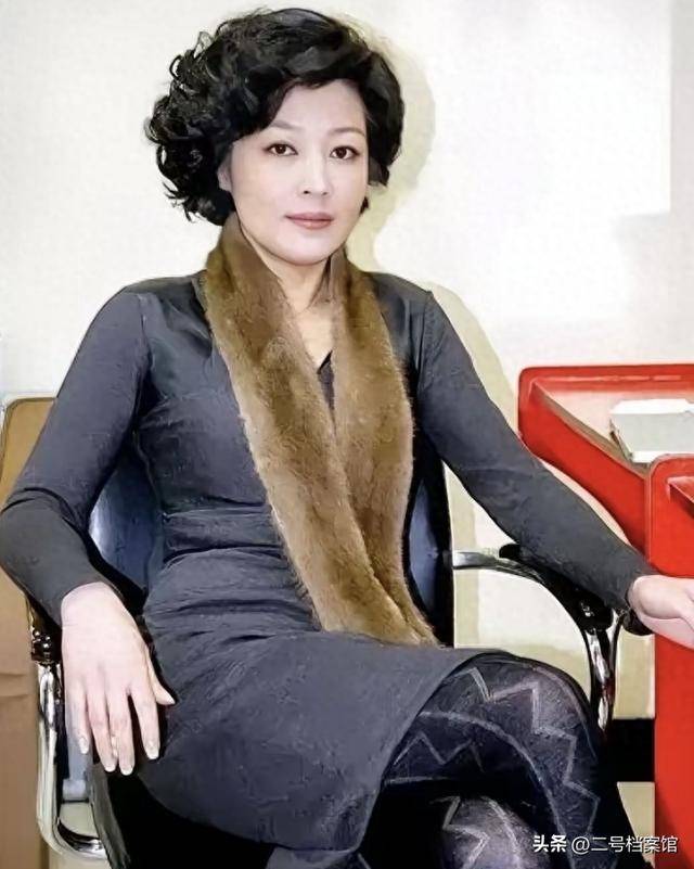 多次拒绝赵本山,凭一己之力改春晚基调的哈文,如今下场毫不意外