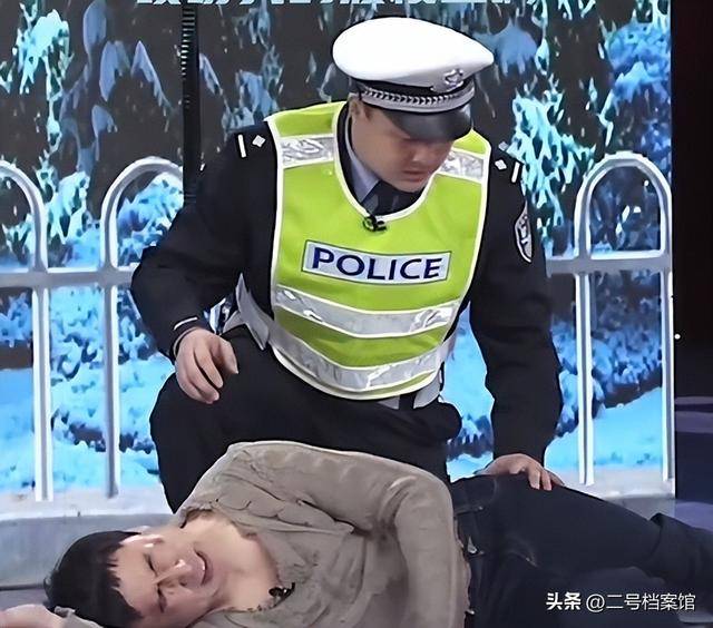 多次拒绝赵本山,凭一己之力改春晚基调的哈文,如今下场毫不意外