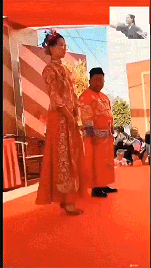 搞笑gif:打篮球不为耍帅,就为了挨甩!