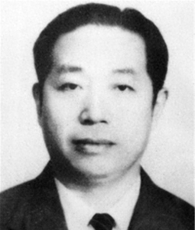 刺蒋失败后，华克之投奔延安被拒绝，毛主席：你不能留在这里！_刘义邦_国民党_地图