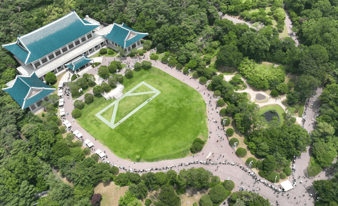 韩国总统,重回青瓦台