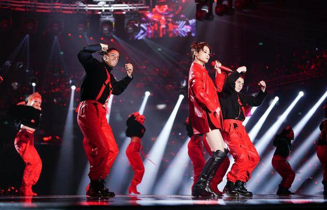 2026跨年晚会名单出炉，把卫视和央视放一起看，差别就出来了