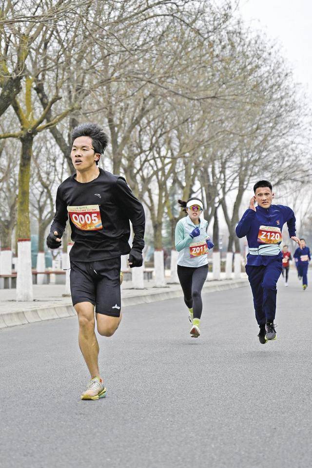 雨燕直播- NBA直播- 足球世界杯 LIVE跑出精气神 奔向新未来——庆阳市以群众性体育赛事点燃新年健身热