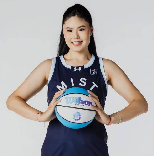 李月汝留洋新联赛两战合计9分 首战5中1+次战7中3连续躺赢