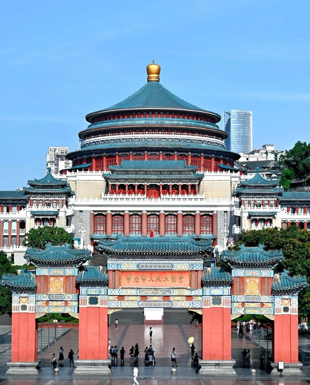 伟德体育- 伟德体育官网- APP下载寒假特价｜低至2000+! 畅玩中国魔幻第一城 游世界文化遗产 看魔幻欢乐show 品重庆火锅 跟915走起！