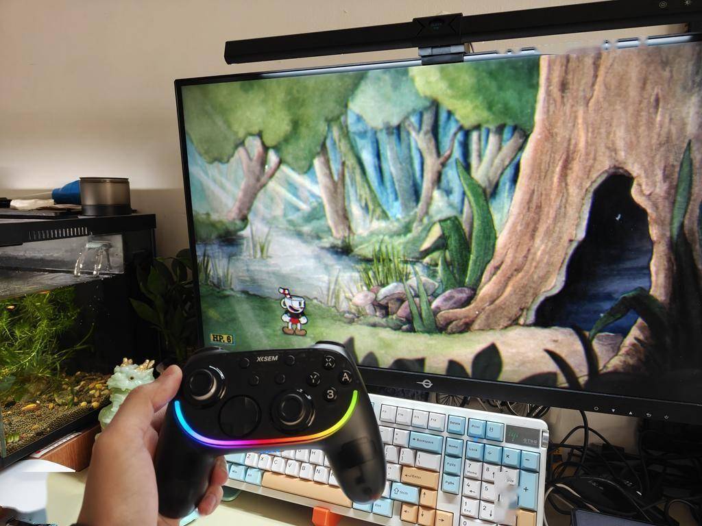 西圣GC1游戏手柄体验分享，有灯光有体感，玩起来还不错