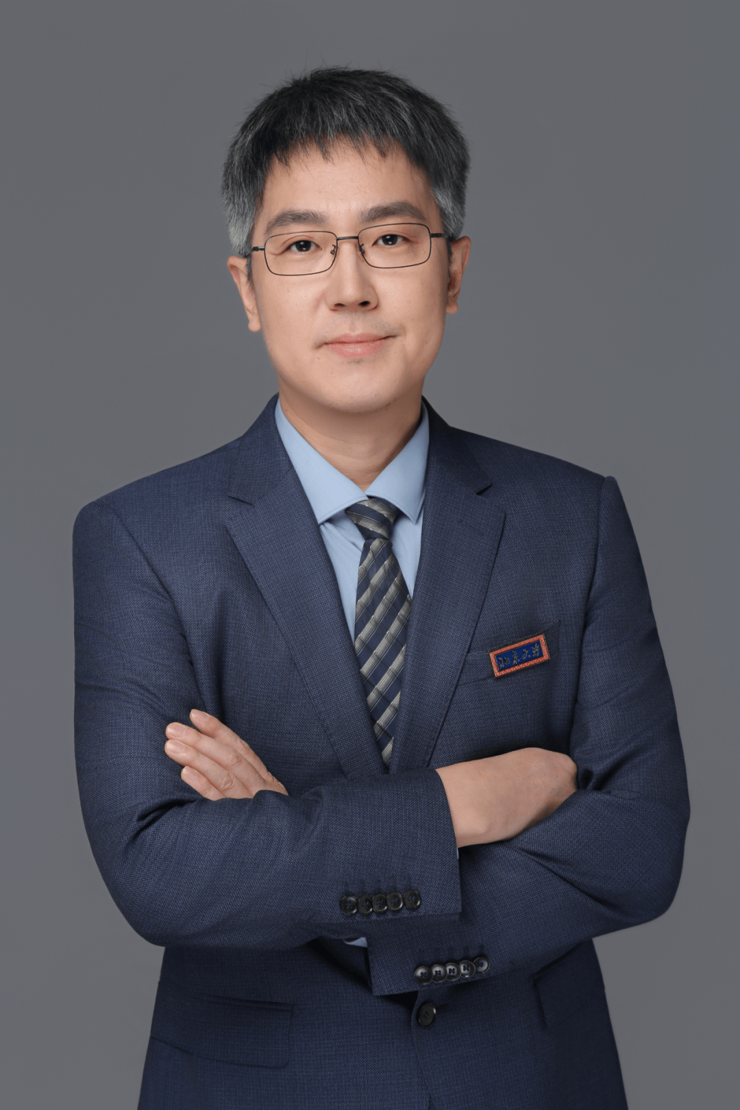 首位“80后”院士!任北京大学数学学院院长_数学科学学院_刘若川_研究