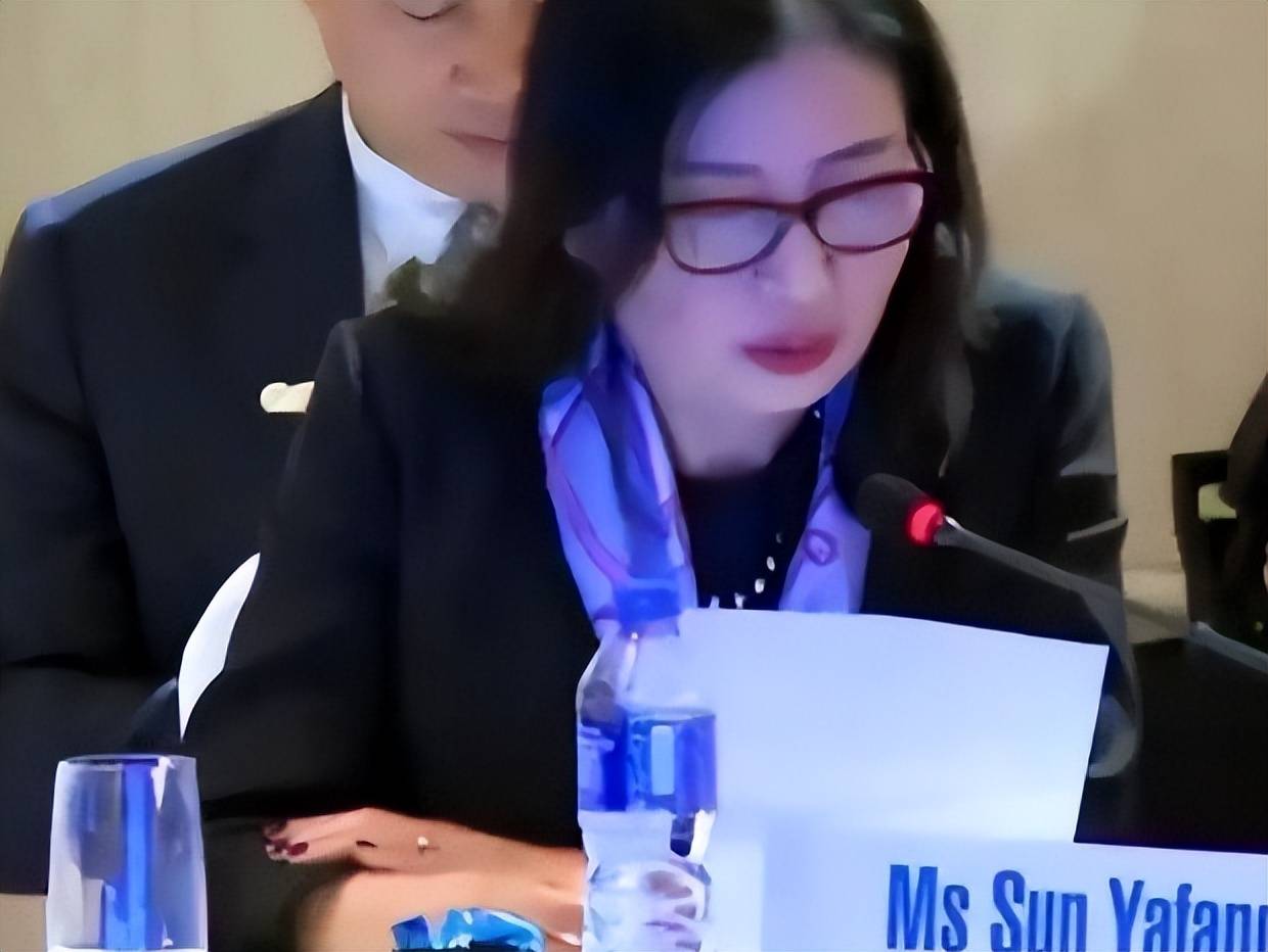 她让华为渡过危机,26年贡献5000亿,任正非都不敢直呼她大名