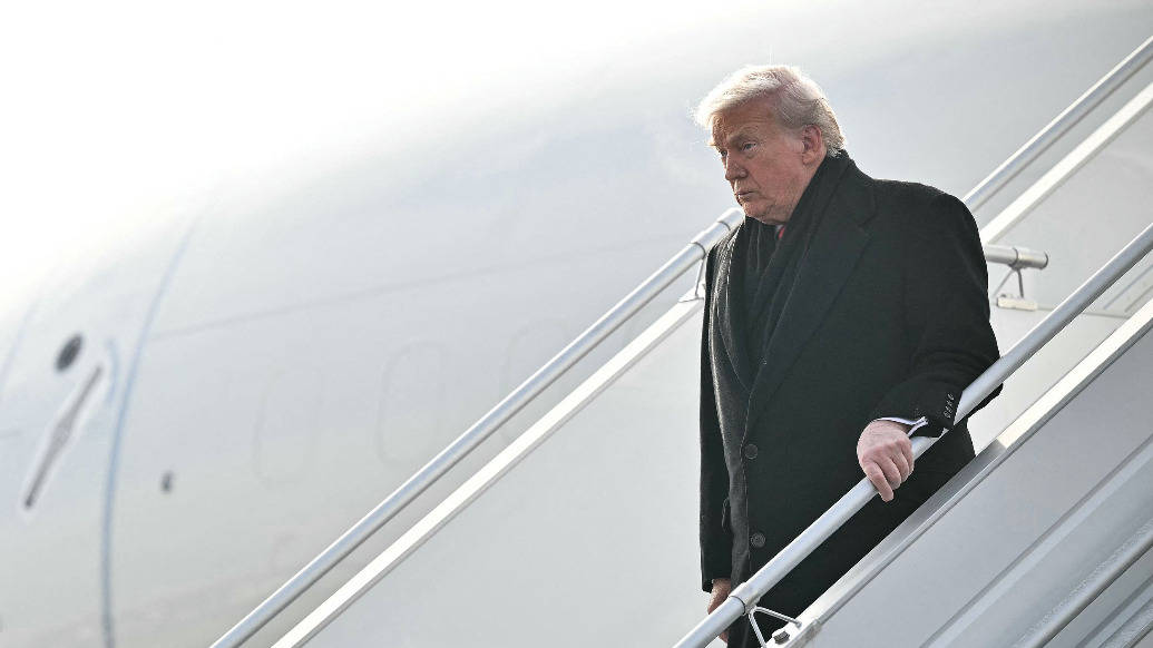 夺岛风波中集体炮轰特朗普，欧洲这次真要硬刚美国？-华闻时空