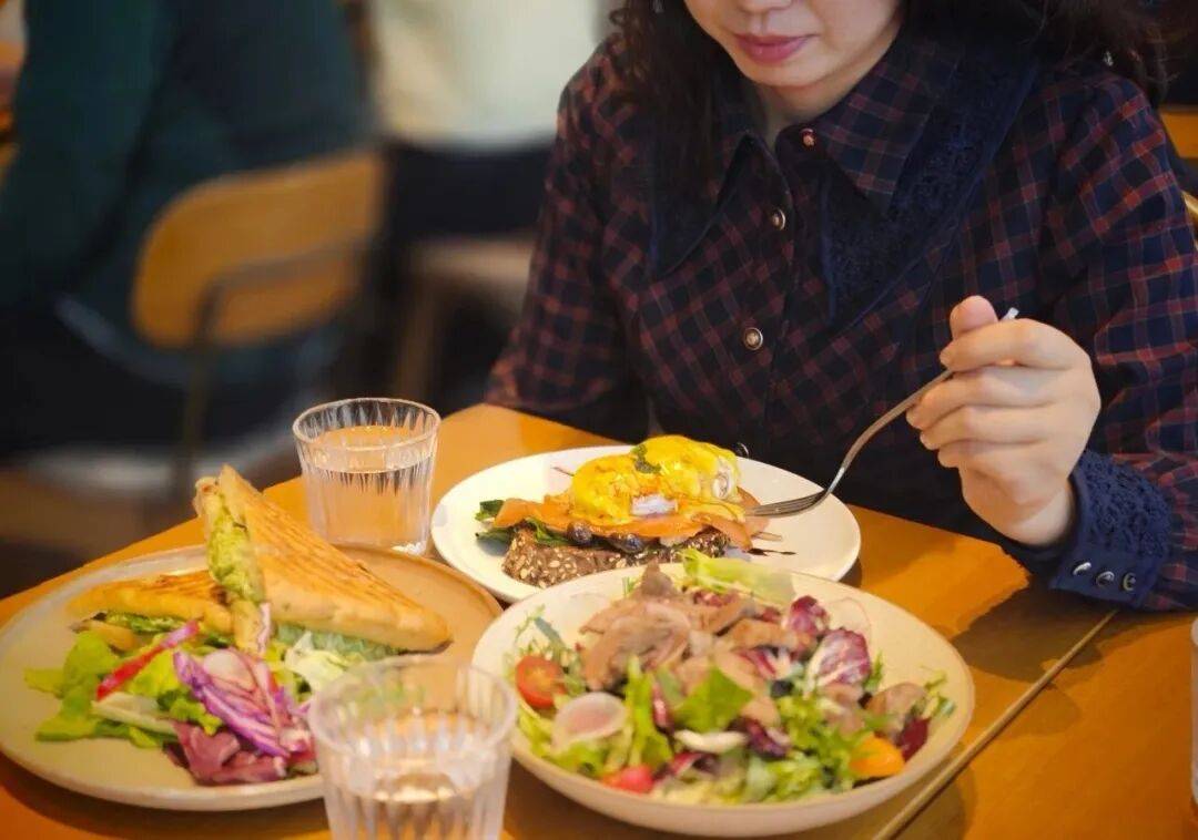 告别挨饿！饮食习惯做个改变，血糖、血脂、脂肪肝都好转了