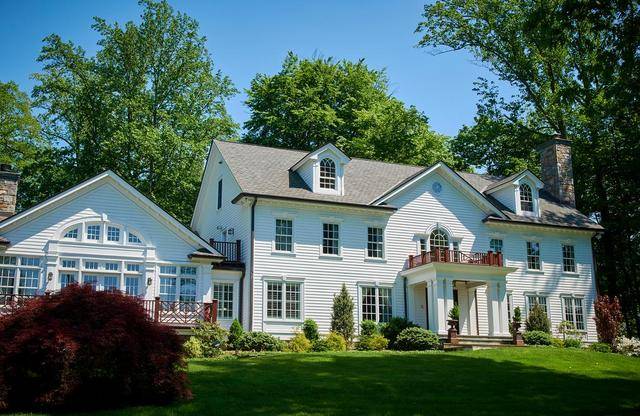 为什么美国人宁愿房子被龙卷风卷走，也不肯用混凝土建造房子？