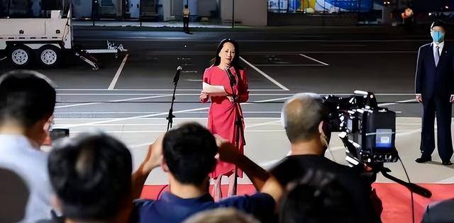 出卖信任的刀,最终刺向了谁?汇丰银行为孟晚舟事件付出惊人代价_美国司法部_华为_星通