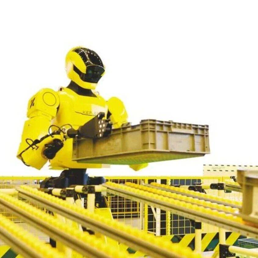 从AI训练师、AI产品经理，到“一人公司” 人机协作新岗位密集涌现