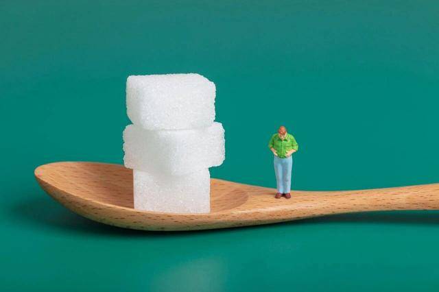 癌症与饮食紧密相关！这6类食物或“促癌”