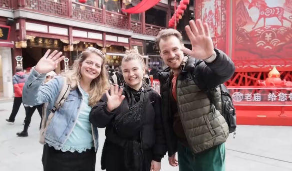 图片[10]-“到中国过年成热潮” 外国人沉浸式体验中国年-华闻时空