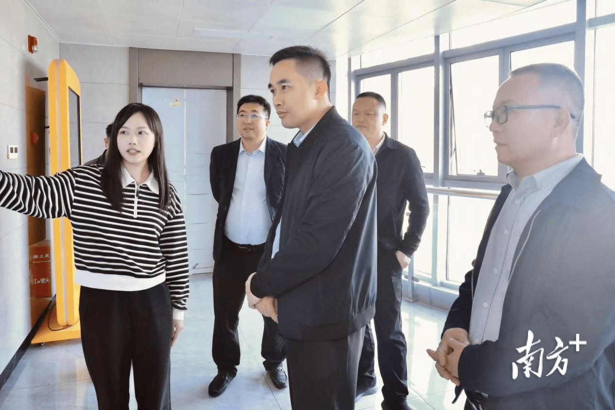汕尾市委常委、宣传部部长周毅到南方报业汕尾记者站调研慰问_工作_发展_海陆丰