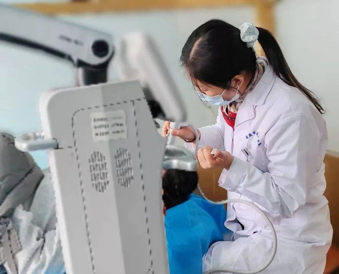 包含北京大学口腔医院检查陪护加挂号重症患者全程照料，身心都得到安抚的词条