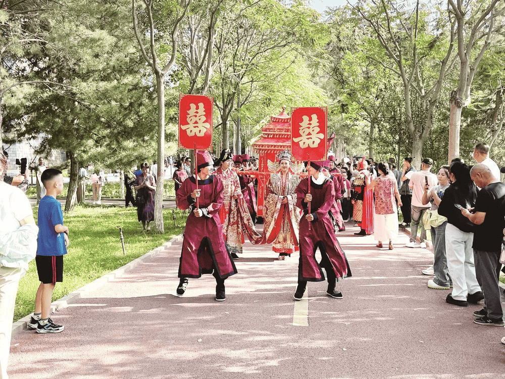 情韵映文脉华体会- 华体会体育官网- 体育APP下载 佳节润民心——乌海市以“情韵乌海”品牌激活传统节日文明密码