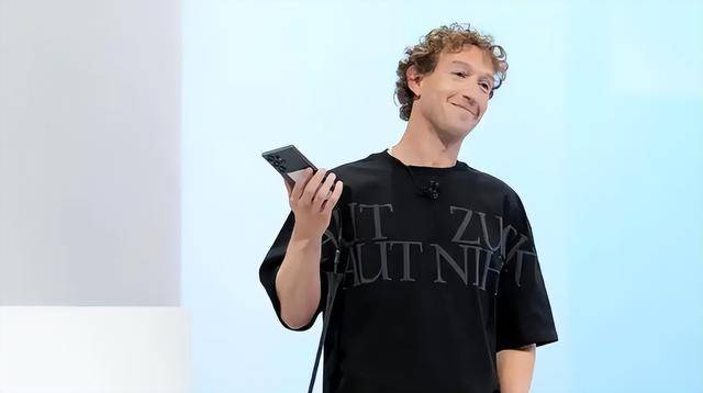 开始抢人!美国一周挖走4名中国顶尖人才,年薪1个亿美元令人咋舌