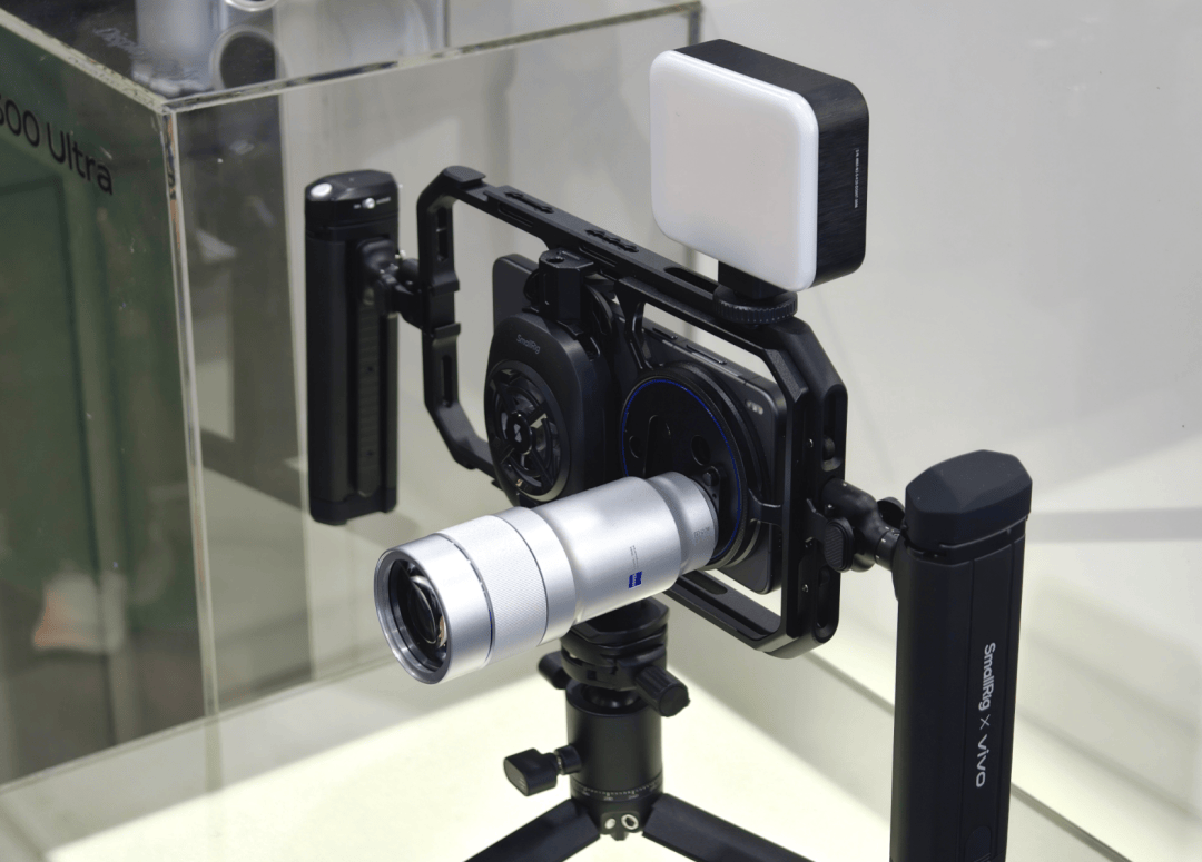 今年的MWC，手机厂商们都开始“不务正业”了。。。