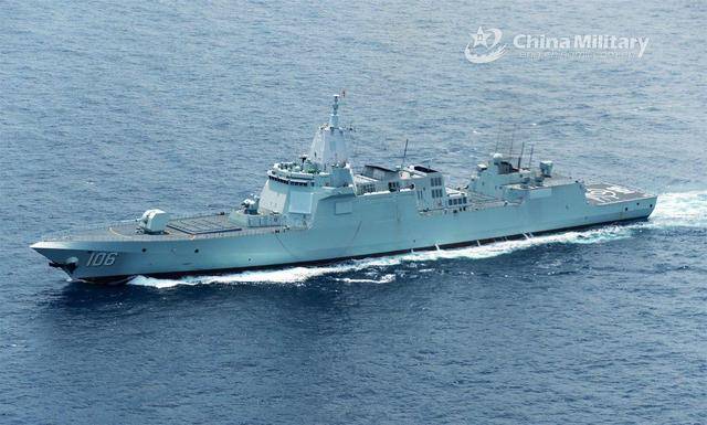 2艘过气055官宣，外媒反应冷淡：20000吨新驱逐舰都要开工了？_中国海军_海上_舰队防空