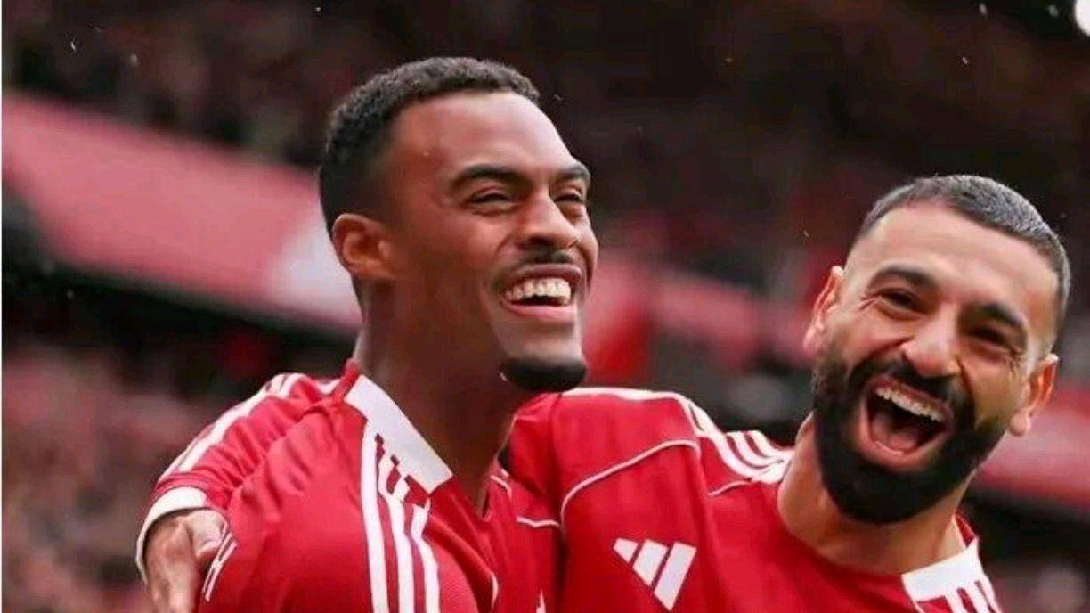 赛季报销!曼联防线告急,马奎尔续约+新援要来了?