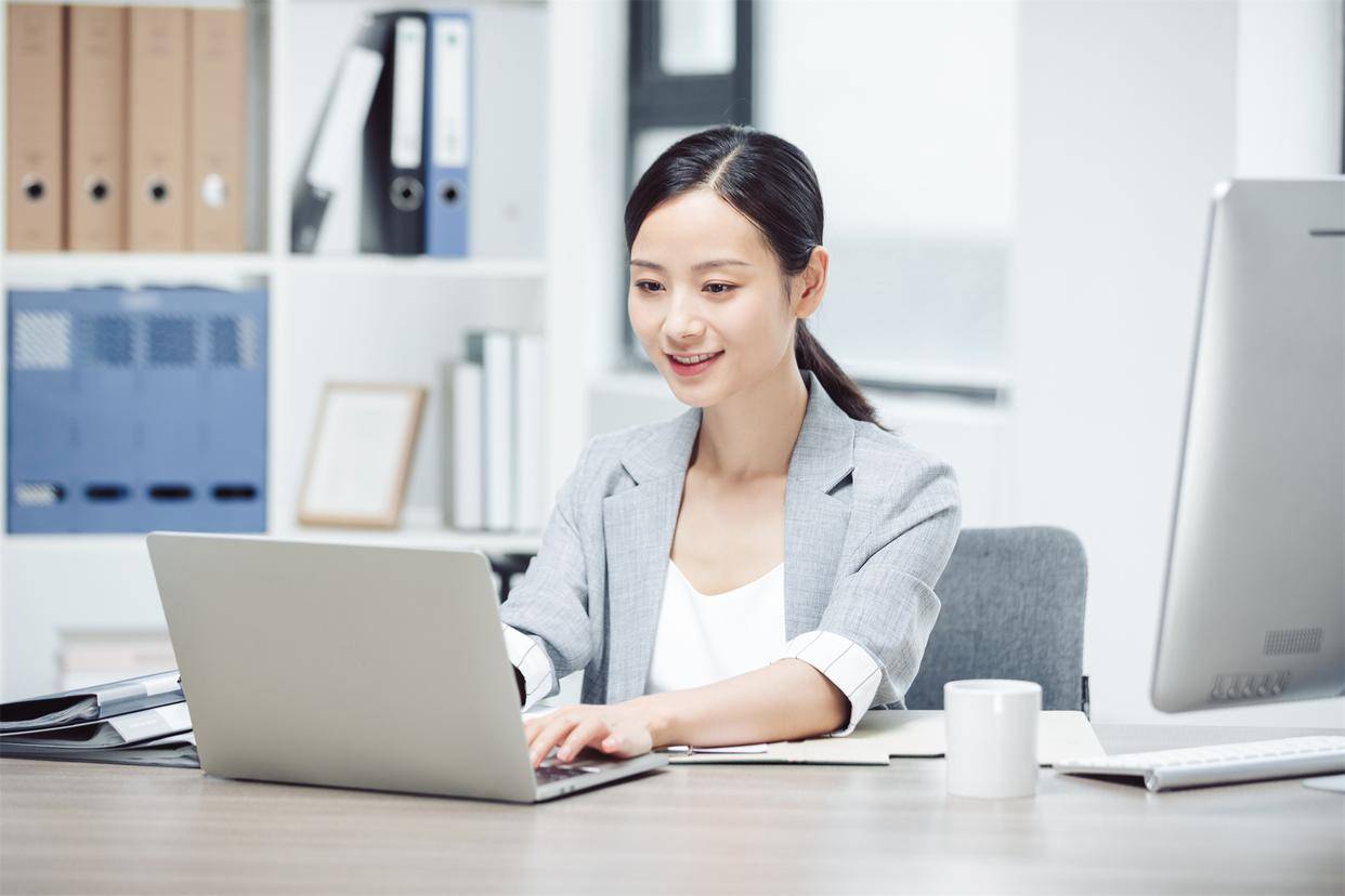 16元祛痘却背上四万多元贷款 记者暗访连