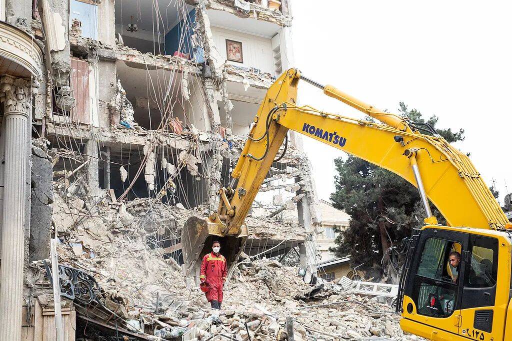 美方向伊朗提出含“15项条件”的和谈方案，考虑推动为期一个月的停火 -华闻时空