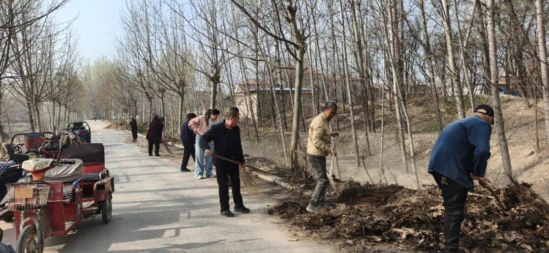 老爷庙乡开展“大锅台、大喇叭、大清扫”行动