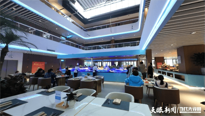 【跟着贵旅游贵州】全球鲜货“游”进贵州!这家餐厅打造“源头直采+文旅体验”新模式_服务_餐饮_山珍