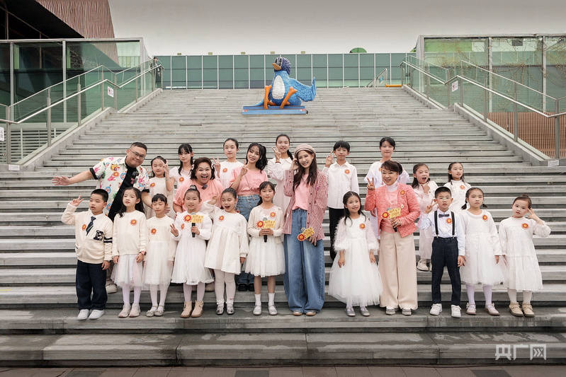 电影《阳光女子合唱团》来厦路演 温情故事引观众共鸣