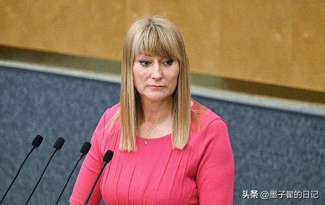 特朗普没料到刚爆乌方黑料俄美开启对话泽连斯基成最大输家