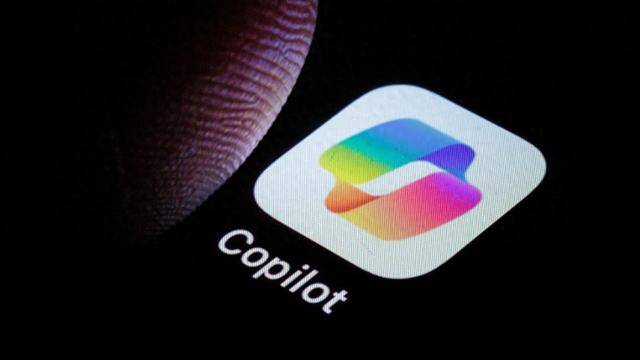 微软推动Copilot付费转化，高管称销售表现强劲
