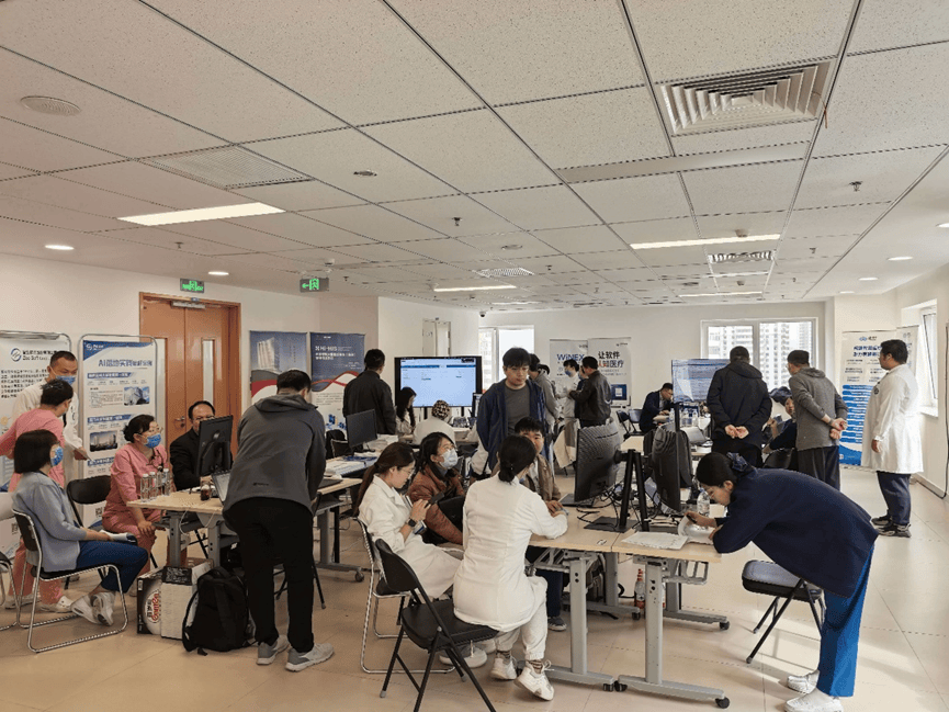 包含北京大学首钢医院预约挂号陪诊一体住院登记咨询的词条