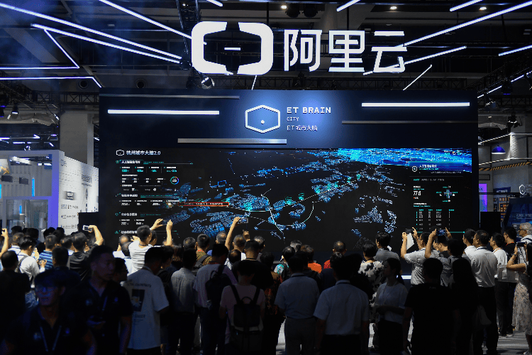 阿里AI再变阵：新设集团技术委员会，升级通义大模型事业部