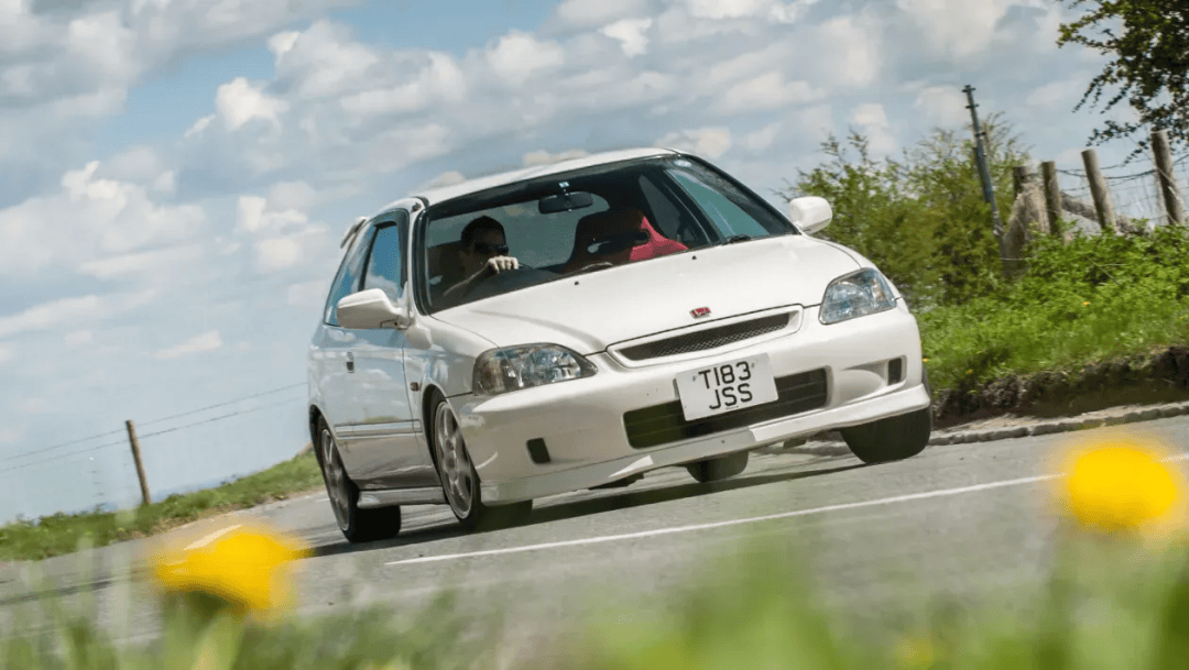 思域EK9 Type R,本田黄金时代最纯粹的机械史诗_搜狐汽车_搜狐网