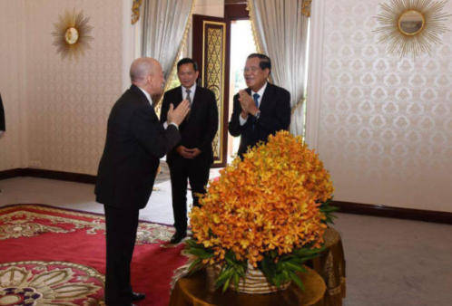 柬埔寨国王在京手术，洪森携子来华看望：感谢中方 -华闻时空