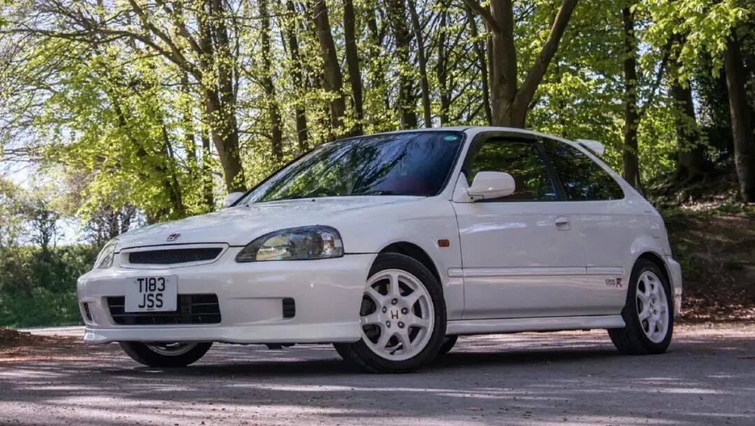 思域EK9 Type R,本田黄金时代最纯粹的机械史诗_搜狐汽车_搜狐网