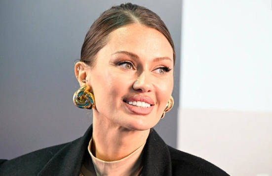 大V谏言普京后全俄吵翻天，克宫回应，俄共警告：小心1917年重演 -华闻时空