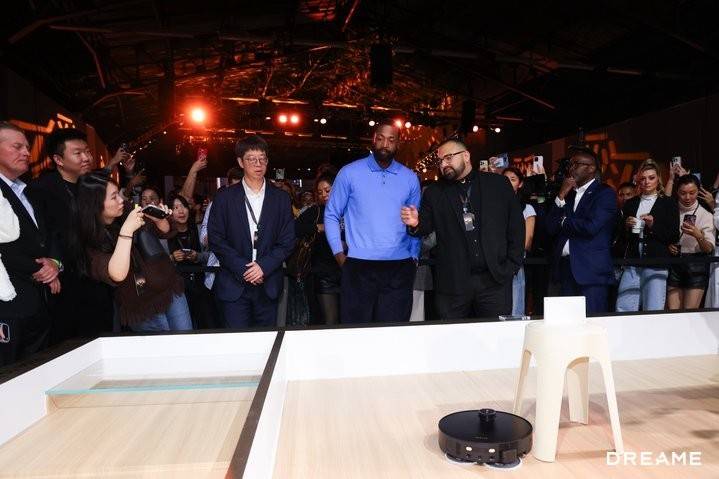 生而第一敢闯无人区，追觅用技术重新定义扫地机未来