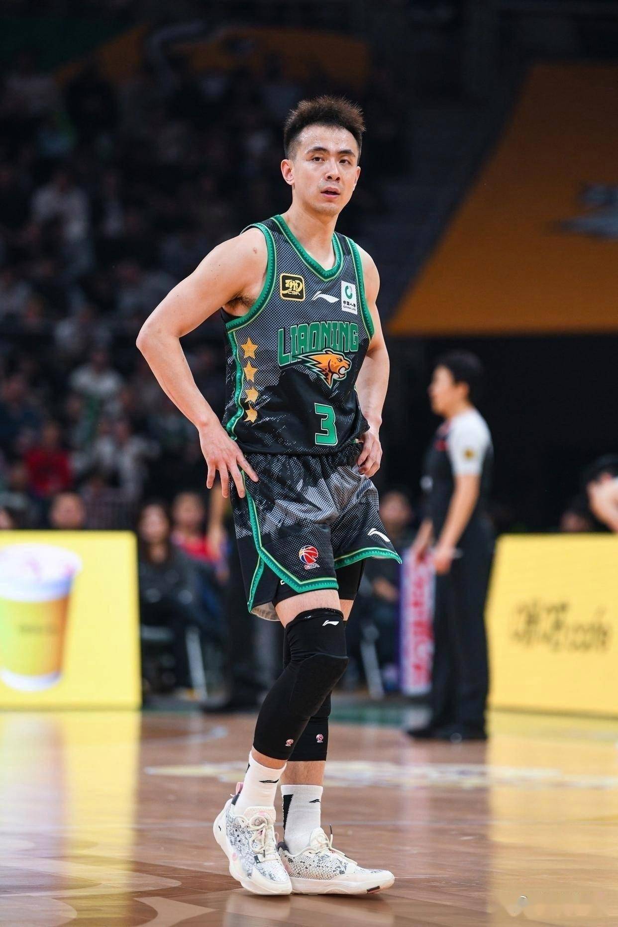 1 付豪-137投3中贡献7分1板0助2 赵继伟-8