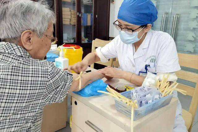 医生发现：不容易得癌症的人，一般都有5个特质，看看你占几个？